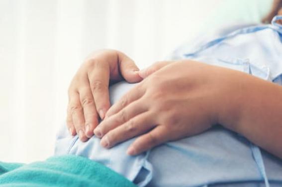 Décès maternels liés à la Covid-19 : les comorbidités doublent le risque Décès maternels liés à la Covid-19 : les comorbidités doublent le risque