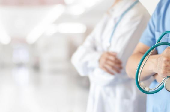 Sécurité des soins obstétricaux : une charge de travail très élevée pour 21% des sages-femmes Sécurité des soins obstétricaux : une charge de travail très élevée pour 21% des sages-femmes